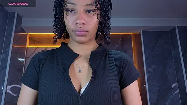 Violeth b online show from May 13, 2026, 1:30 pm