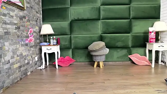 SelenSummer online show from September 9, 2025, 4:12 am