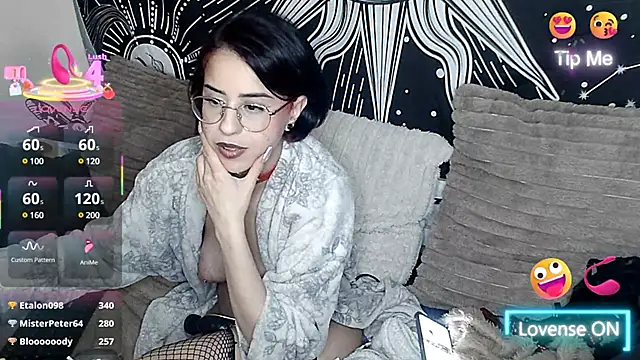 LisandreLaVenale online show from March 5, 2025, 12:49 am