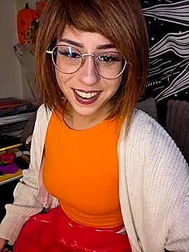 LisandreLaVenale online show from October 6, 2025, 10:07 pm