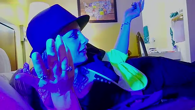 SkarlettRose96 online show from March 8, 2026, 5:33 am