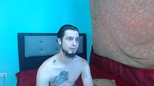 Snapshot of kalipso_n-jones chatting on March 11, 2025, 3:23 pm kalipso n-jones online show from March 11, 2025, 3:23 pm