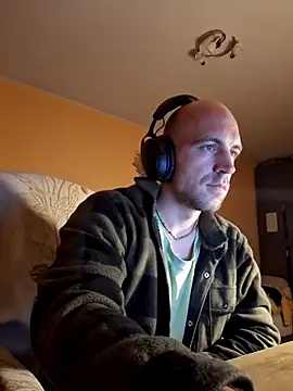 Snapshot of Kulokas chatting on October 12, 2025, 7:57 pm Kulokas online show from October 12, 2025, 7:57 pm