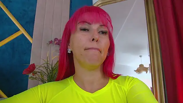 Foxxxy MILF online show from September 9, 2025, 4:23 am