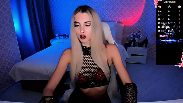 Snapshot of Emilia_Klar chatting on September 8, 2025, 2:49 pm Emilia Klar online show from September 8, 2025, 2:49 pm