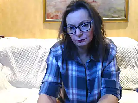 Snapshot of Julianna6532 chatting on January 21, 2025, 10:08 am Julianna6532 online show from January 21, 2025, 10:08 am