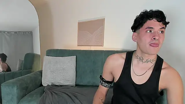 MatheoVelez online show from March 3, 2025, 2:47 am