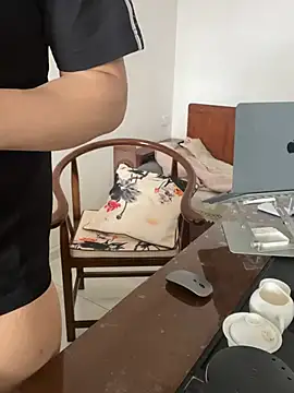 ShaoZian 1 online show from April 3, 2026, 4:43 am