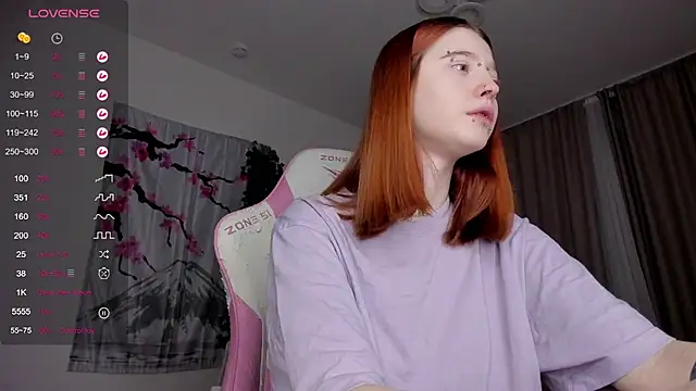 ScarletRos3 online show from February 20, 2025, 7:08 pm