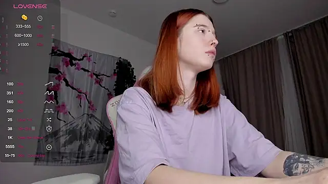 ScarletRos3 online show from February 20, 2025, 10:15 pm