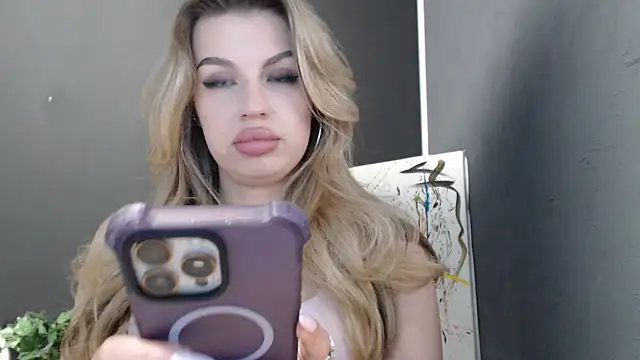 Snapshot of Your_Jessy chatting on June 4, 2026, 12:33 pm Your Jessy online show from June 4, 2026, 12:33 pm