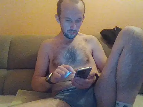Snapshot of Translover66789 chatting on April 19, 2026, 11:31 am Translover66789 online show from April 19, 2026, 11:31 am