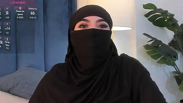  malih  online show from October 8, 2025, 1:20 pm