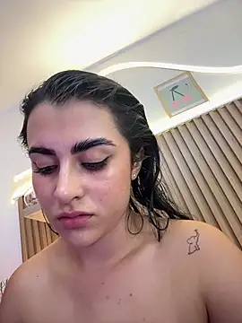 Snapshot of anniemorgan01 chatting on December 18, 2024, 1:12 pm anniemorgan01 online show from December 18, 2024, 1:12 pm