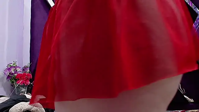 Mariana Benett online show from December 12, 2024, 6:25 am