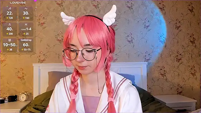 Nora Failure online show from December 9, 2024, 11:04 am