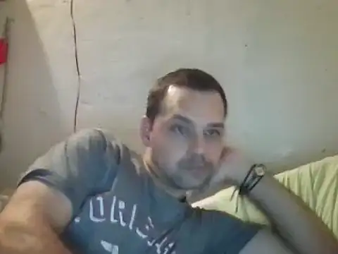 Snapshot of Lolosalvage83 chatting on February 16, 2025, 5:48 pm Lolosalvage83 online show from February 16, 2025, 5:48 pm