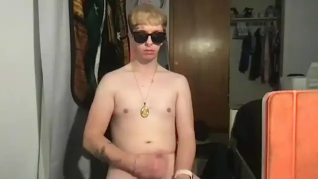 Snapshot of twentywithafelonyy chatting on December 22, 2024, 11:00 am twentywithafelonyy online show from December 22, 2024, 11:00 am