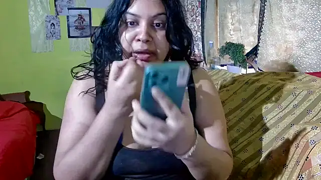 Snapshot of GoddessLorenaTheeSiren chatting on January 22, 2025, 10:07 am GoddessLorenaTheeSiren online show from January 22, 2025, 10:07 am