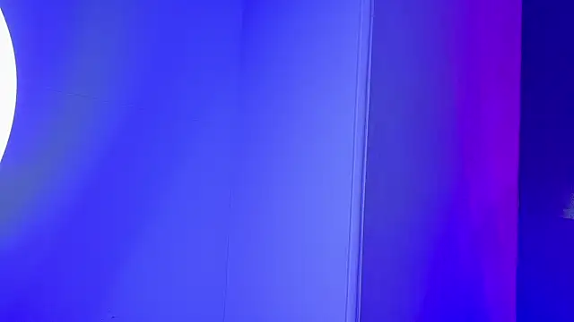 ParisFox  online show from January 7, 2026, 8:22 pm