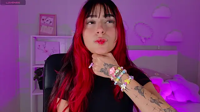 ParisFox  online show from January 14, 2026, 10:03 pm