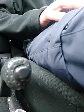 QcMisterv13 online show from April 14, 2026, 10:38 pm