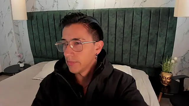 Andy Joy  online show from October 4, 2025, 11:08 am