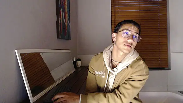 Andy Joy  online show from December 15, 2025, 11:14 am