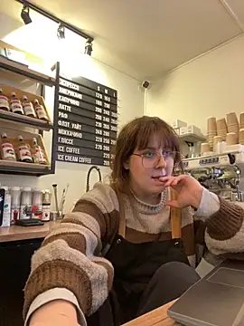 cinnabon  online show from November 19, 2025, 11:32 am