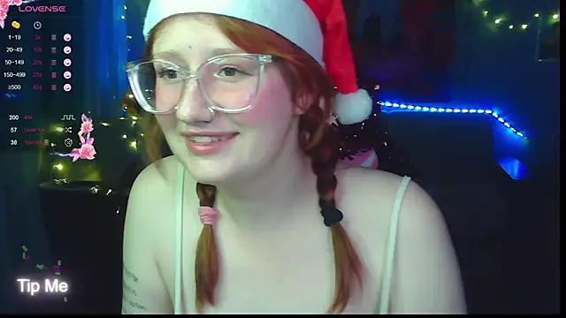 KrisTyBooBsin online show from December 9, 2024, 6:03 pm