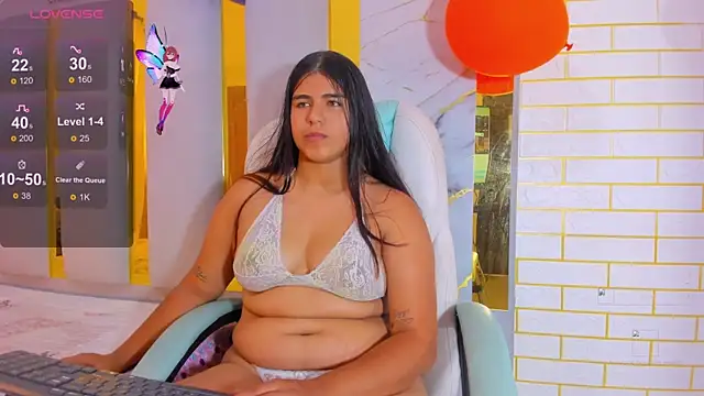 Lia Ashley online show from October 13, 2025, 7:03 pm