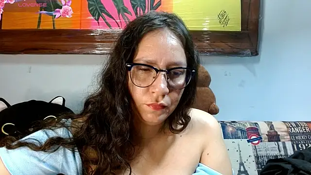 naihroby online show from September 17, 2025, 10:22 pm