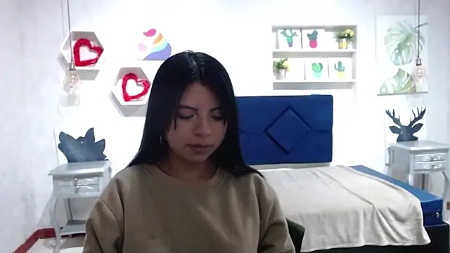 CarolineBrunx online show from September 26, 2025, 5:33 am