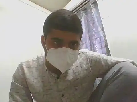 Ishan003 online show from February 17, 2025, 12:48 pm