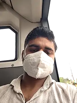 Ishan003 online show from October 13, 2025, 9:42 am