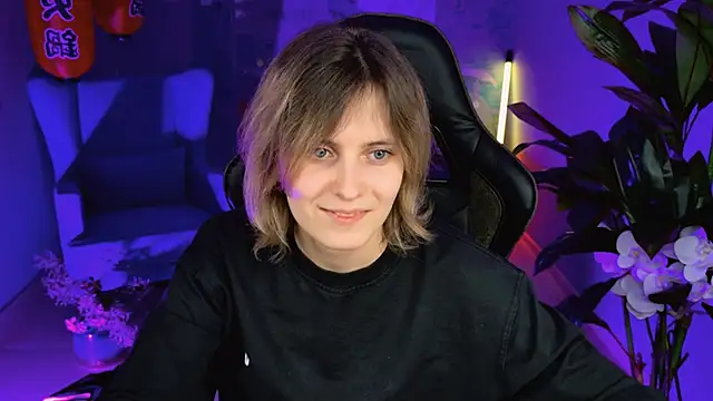 LolaAsmus online show from February 4, 2025, 11:16 am