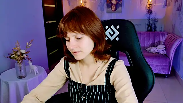 LolaAsmus online show from September 25, 2025, 9:13 am