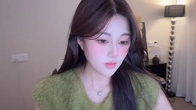 Strawberrybabyy1 online show from November 1, 2025, 11:34 am