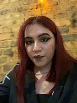 Niki Monroe online show from December 29, 2024, 6:27 pm