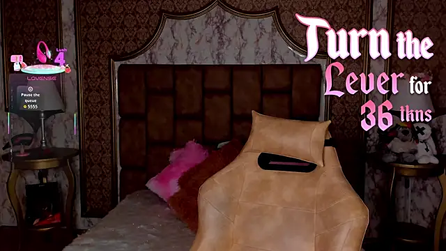 SoffiQueen online show from January 6, 2026, 2:21 pm