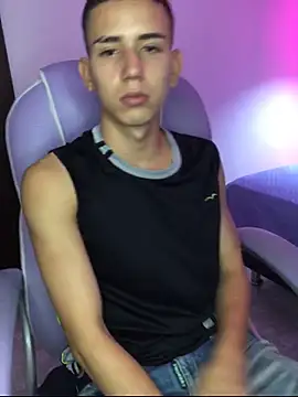 Snapshot of JackSwan18 chatting on October 11, 2025, 3:17 am JackSwan18 online show from October 11, 2025, 3:17 am