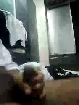 Snapshot of pusseylover1 chatting on February 9, 2025, 9:58 am pusseylover1 online show from February 9, 2025, 9:58 am