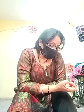 Snapshot of heenage chatting on January 26, 2025, 9:51 am heenage online show from January 26, 2025, 9:51 am