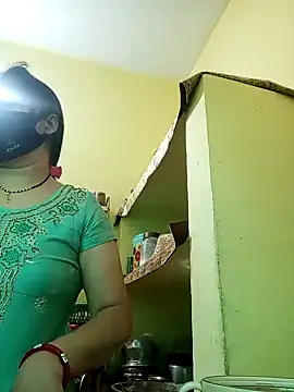 Snapshot of heenage chatting on February 5, 2025, 2:51 am heenage online show from February 5, 2025, 2:51 am