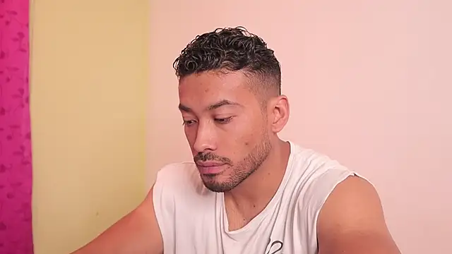 freddsexxx online show from December 1, 2025, 2:22 pm