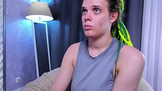 KIKI Krash online show from October 18, 2025, 10:05 am