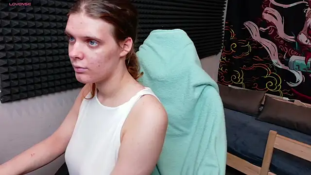 KIKI Krash online show from April 2, 2026, 10:13 am