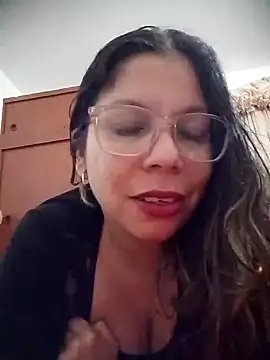 Carliina Soussa online show from June 7, 2026, 12:59 am