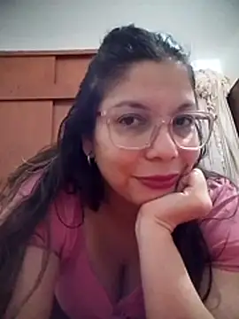 Carliina Soussa online show from June 8, 2026, 12:03 am