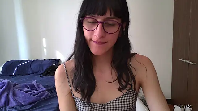 Snapshot of Alice_love29 chatting on January 12, 2025, 8:47 pm Alice love29 online show from January 12, 2025, 8:47 pm